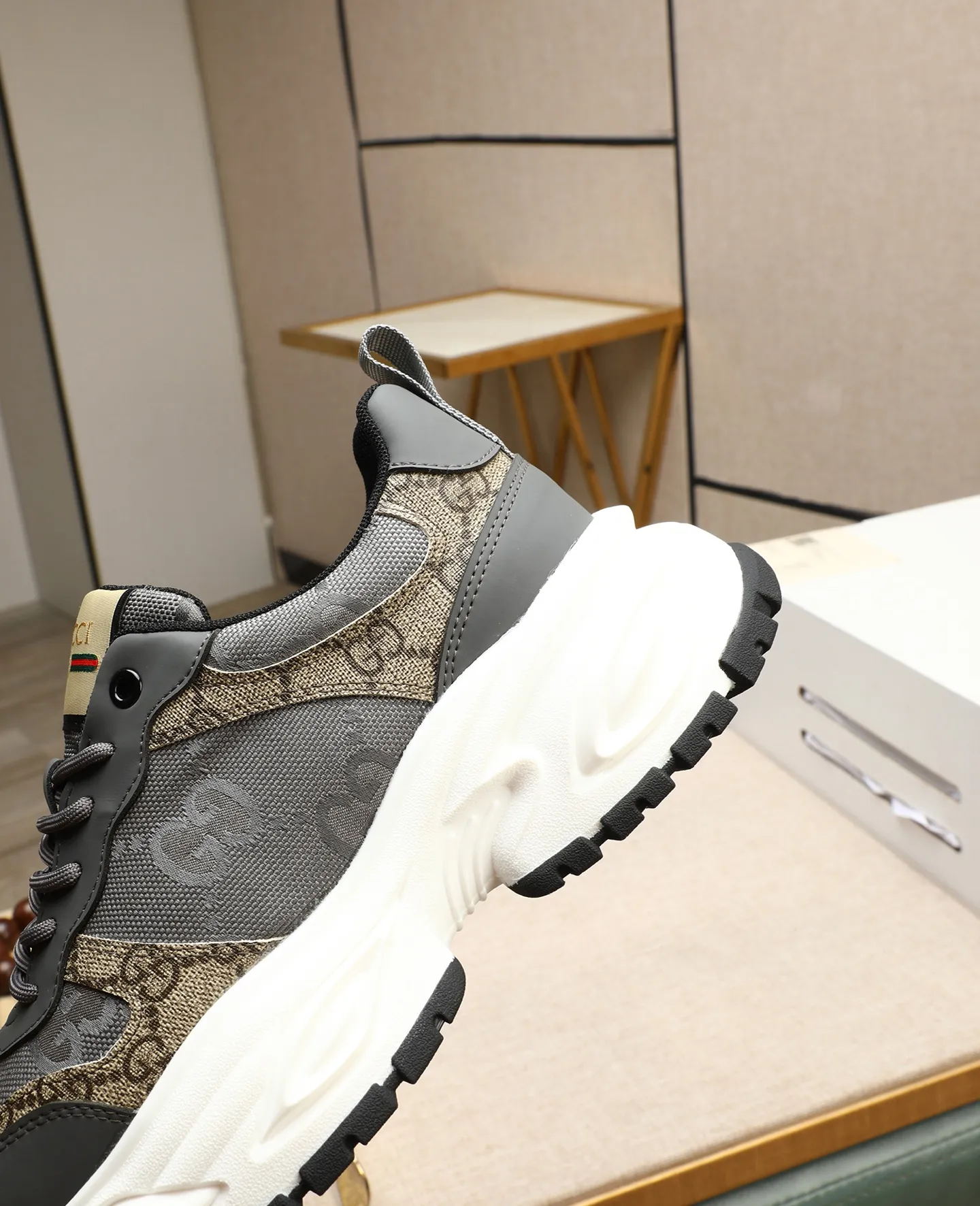Men's men's shoes💰460 GUCCI🔍🔍2025 latest model Available at the counter at the same time, original calfskin imported from Italy, genuine leather lining, (high-end, extravagant, and classy) with exquisite workmanship, soles: original soles specially provided by the original factory, ⚠Exclusive double-layer movable molded soles are super comfortable⚠, real photos🎬The real ones are better🔍🔍"High quality·Follow the order" code number 39-44 (38 45 46 customized)
